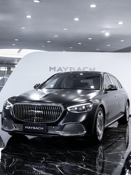 重庆76岚图汽车的售后服务让用户无忧出行，迈巴赫未来的豪华车趋势